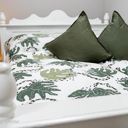 Ferienwohnung Schroeder 바른트럽 외부 사진