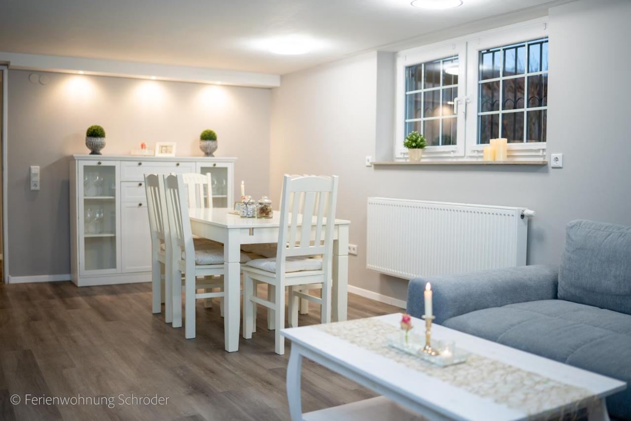 Ferienwohnung Schroeder 바른트럽 외부 사진